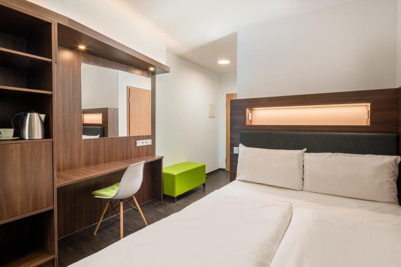 Hotel Knorz Цирндорф Экстерьер фото